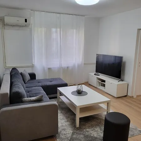 Slavija Lux 2 Bedroom Apartment City Center 贝尔格莱德 外观 照片