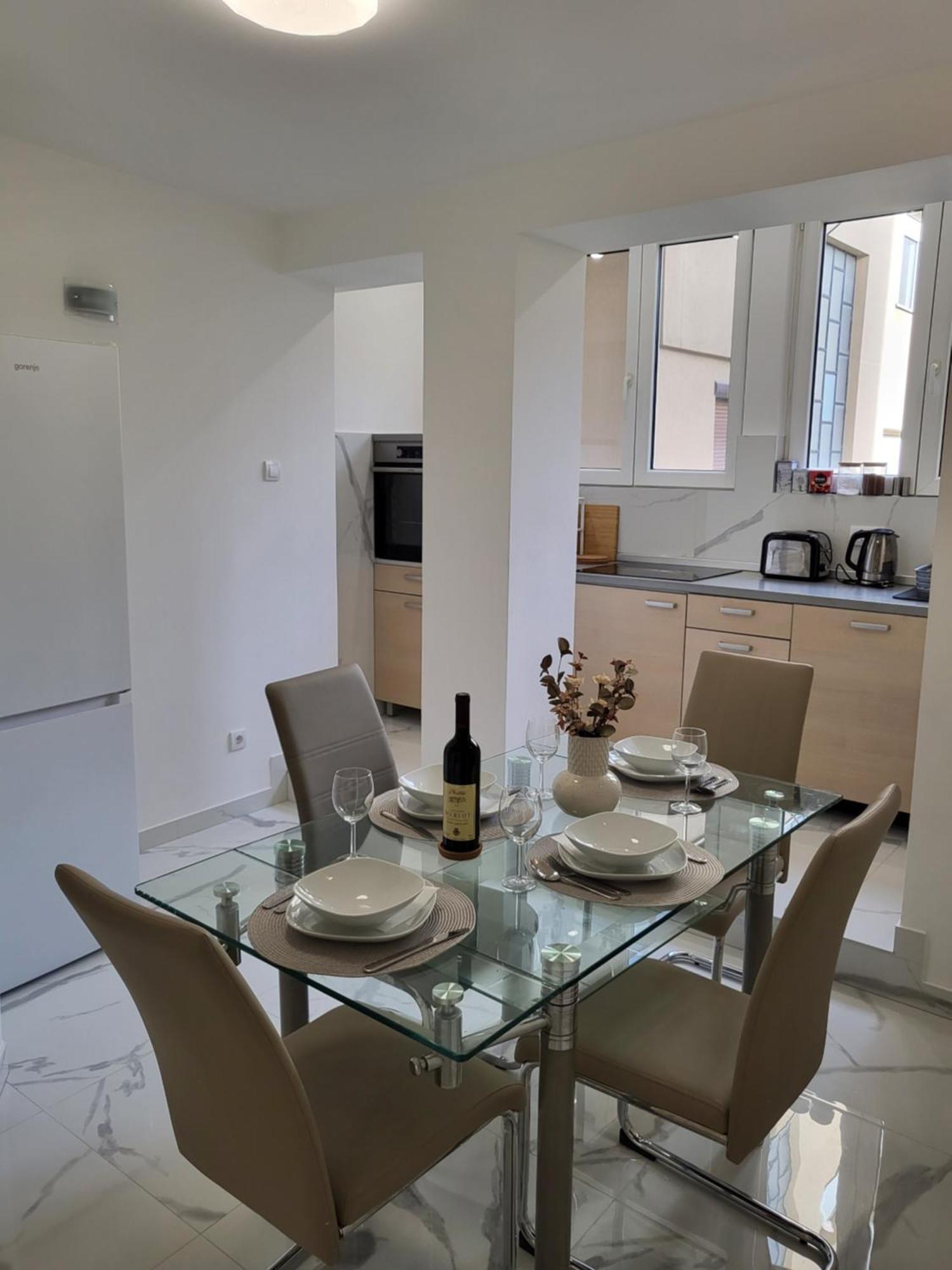 Slavija Lux 2 Bedroom Center